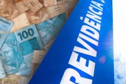 INSS: veja quando a primeira parcela do 13º salário de 2026 será paga se houver antecipação para abril