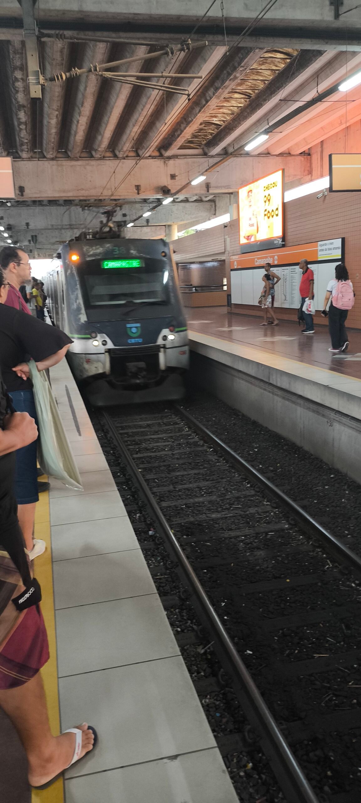 Chegada de novos trens para Metrô do Recife tem prazo adiado
